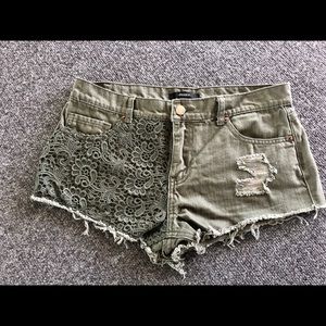 Forever 21 shorts 🍃
